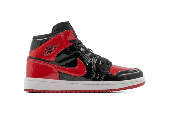 Air Jordan 1 Mid Patent Bred